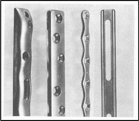 configuración mecánica del sistema placa / hueso y la función que desarrollan. La Figura 1.4.2 muestra algunos de los modelos de placas de osteosíntesis comúnmente utilizadas para fijación ósea.