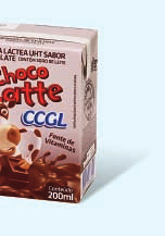 El lanzamiento de nata, nata ligera y leche con sabor a chocolate bajo la marca CCGL en el envase de cartón combibloc S m a l l 200 ml, es un estreno para la Cooperativa por dos razones: la compañía