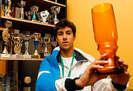 Sebastián Santibañez, Campeón Mundial de Tenis Sub 14 Somos niños aún y hay que quemar etapas.