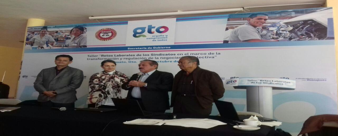 EL SITIMM-CTM el marco de la El sábado 28 de octubre de este año, en las instalaciones del Centro de Formación Laboral A.C. con sede en Irapuato, se llevó a cabo el taller de los Sindicatos en colectiva, impartido por la Secretaría de Gobierno del Estado de Guanajuato.