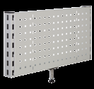 Los estantes regulables, con dos consolas, se cuelgan sin tornillos en las columnas de soporte, en posición horizontal o con