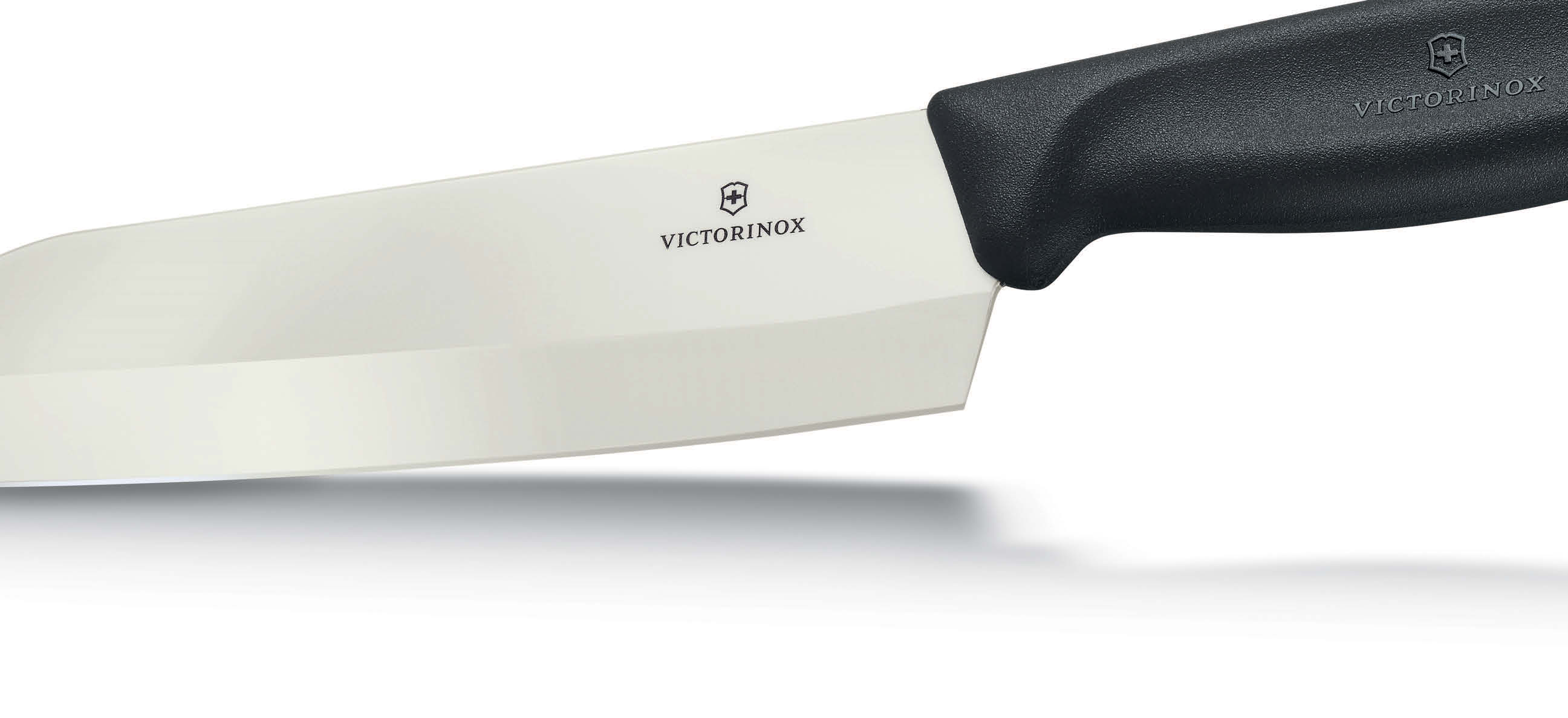 CERÁMICA CERÁMICA Los elegantes cuchillos de cerámica Victorinox se fabrican con polvo de óxido de circonio ultrapuro.