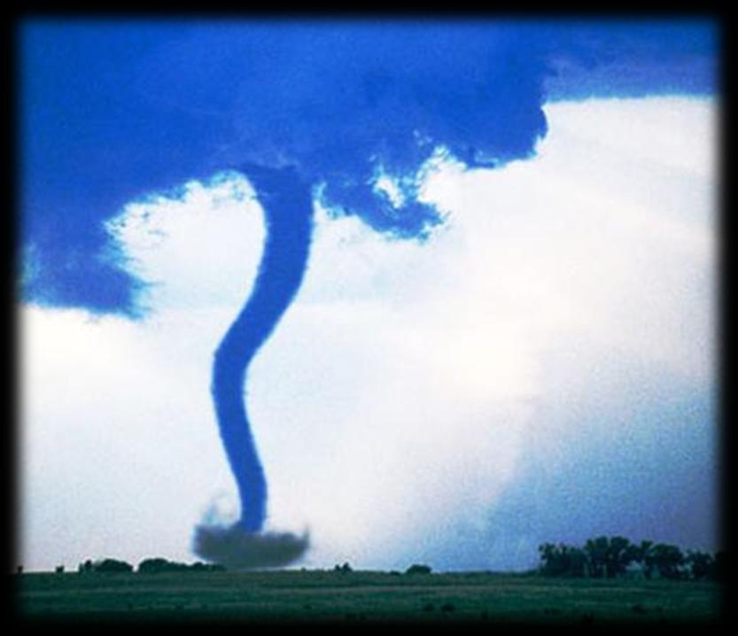 LOS TORNADOS Un tornado es una perturbación metereológica que se forma cuando el aire cálido de las capas inferiores de la atmósfera