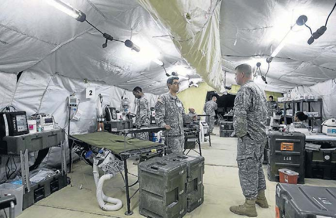 22OCT15 HERALDO DE ARAGÓN 8 Las maniobras de la OTAN se abren con la coordinación en la zona sanitaria El hospital de combate Role-2 de EE. UU.
