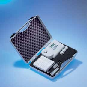 Fotómetro 200 Adaptados a los requisitos técnicos de hoy, los fotómetros MD 200 pueden ser utilizados en casi todas las áreas del análisis de agua.