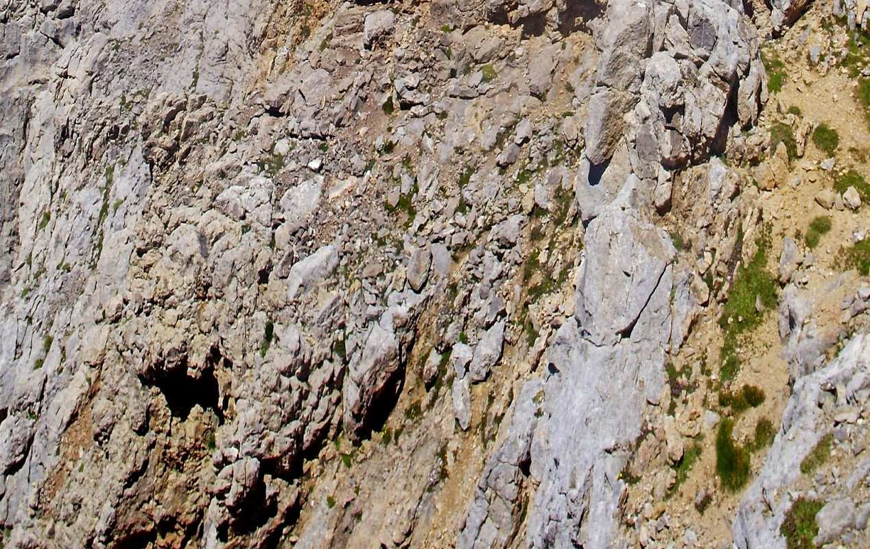 Silla del Caballo Cimero(2.436 m).