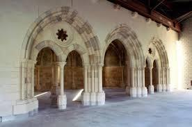 LA CULTURA EN EL SIGLO XII Intensa actividad cultural en los monasterios.