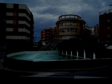 Pasarela entre la Alcoholera y el paseo de la Explanada, diseñada por el gabinete Gijón Arquitectura.