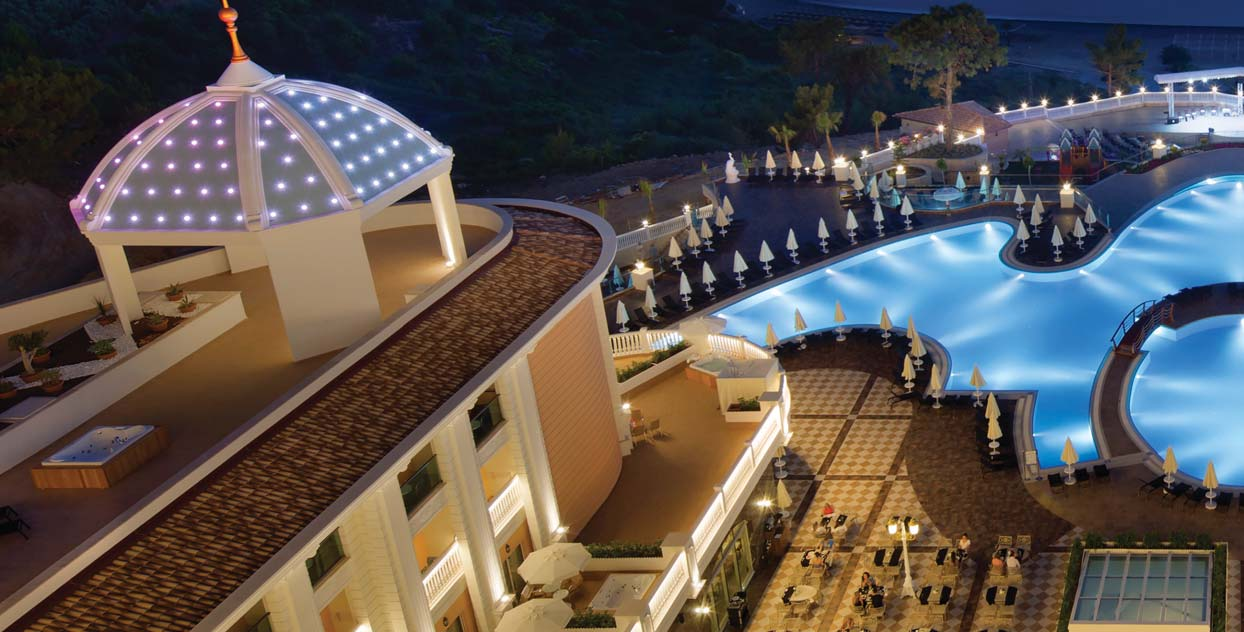 Litore Hotel and Spa Resort, Alanya, Turkey artec 500 series Los sistemas de la serie Artec 500, de diseño limpio y elegante, han sido desarrollados para ofrecer una amplia respuesta en frecuencia y