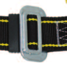 Una anilla dorsal para colocar el subconjunto de conexión. Hebilla de la cinta de los hombros y muslos.