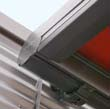 El toldo para terrazas ALFRESCO P4000 fue concebido especialmente para el exigente uso comercial.