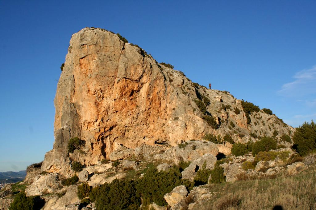 Zona de La Muela de La Graya. Calizas del Mioceno Inf. Terciario.
