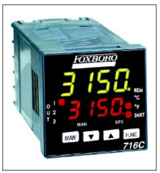 2.3 Controlador Para el lazo de control se utilizó un controlador Foxboro I/A Series 716C 1/16 DIN, el cual está adecuado principalmente para el manejo de lazos de temperatura, pero que además puede