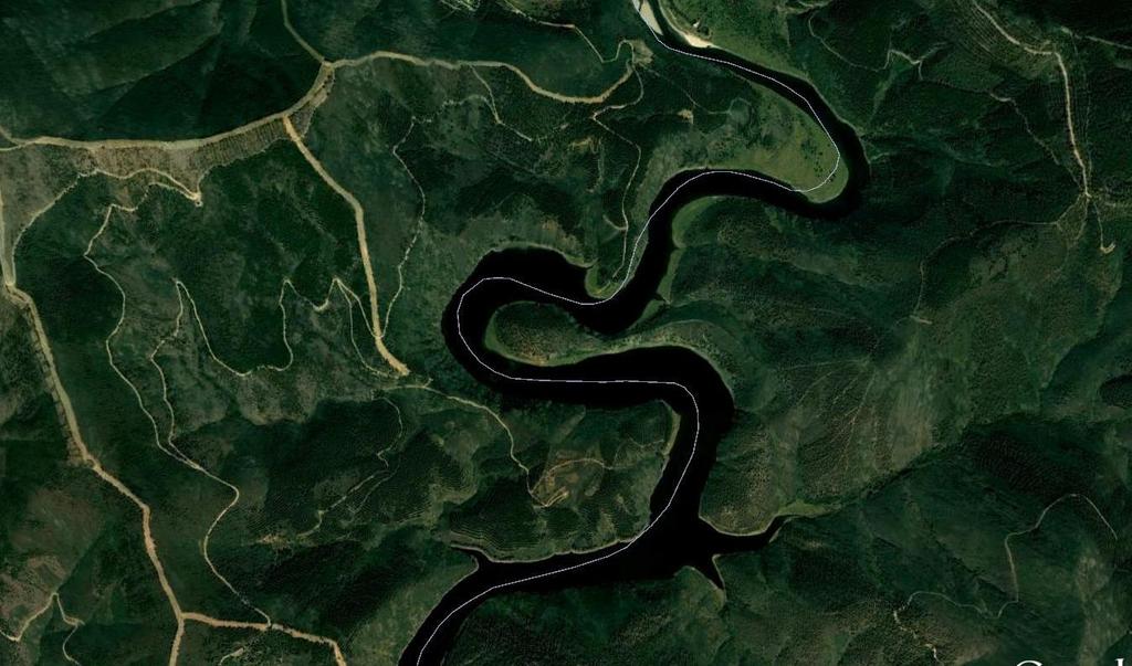 Meandros del Río Alagón, límite