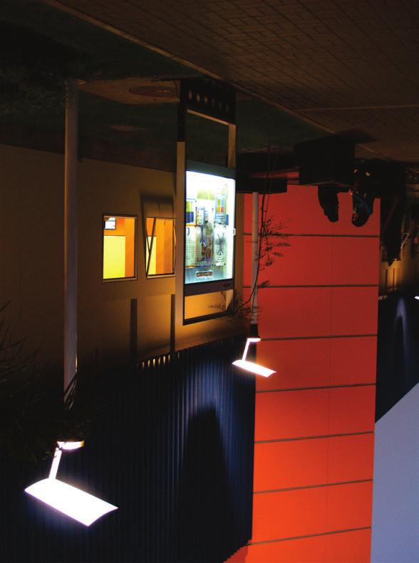 SUNRISE ORNAMENTAL EXTERIOR Descripción Aplicaciones Luminaria decorativa para exteriores de iluminación indirecta. Cuenta con un sistema óptico fabricado en aluminio de 0.