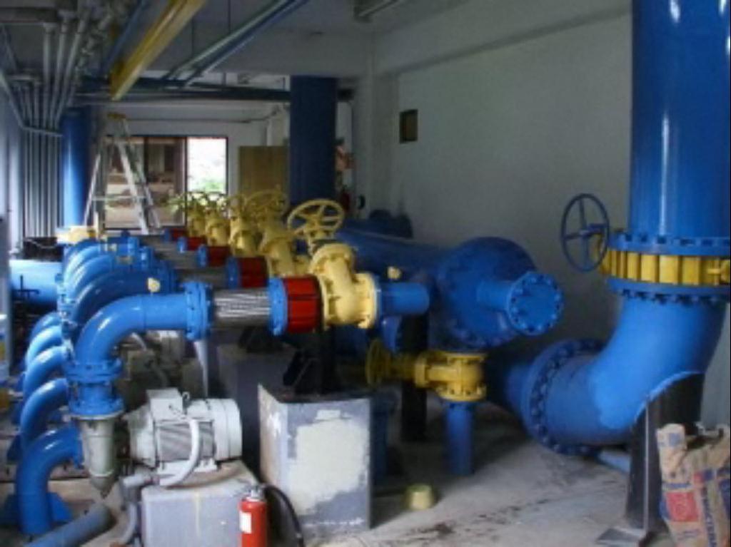 4. INSTALACIÓN EXPERIMENTAL Las pruebas se realizaron en el laboratorio de hidráulica Enzo Levi ubicado en las instalaciones del Instituto Mexicano de Tecnología del Agua (IMTA).