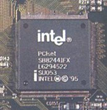Chipset (en español conjunto de circuitos integrados): Se denomina a un conjunto de microchips diseñados para actuar en conjunto, y usualmente comercializados como una unidad.