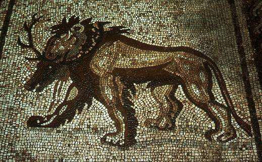 MOSAICOS La caza del león (h. 200 a.c.) Pequeños cubos de mármol o vidrio. Formas geométricas, animales o humanas.