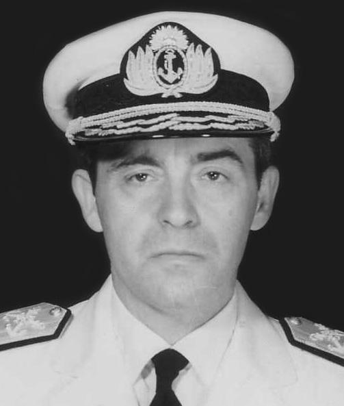 Contraalmirante CARLOS M. MAZZONI Nació en Buenos Aires el 16 de enero de 1926; ingresó a la Armada el 19 de enero de 1942 (Promoción 73); ascendió a Contraalmirante el 31 de diciembre de 1973.