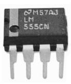 1. INTRODUCCIÓN El circuito integrado 55 55 es un circuito de bajo costo y de grandes prestaciones dada su versatilidad como generador de señales.