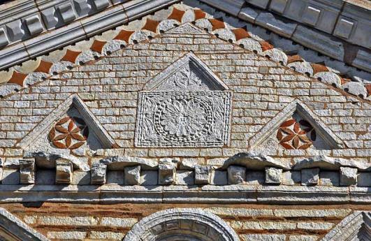 arquitectónica más importante es el Mausoleo de Teodorico (520) en