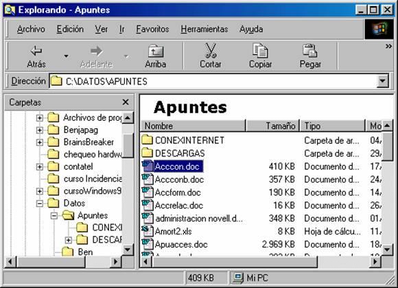 8 EL EXPLORADOR DE WINDOWS II Operaciones con ficheros. Los ficheros se muestran en la sección derecha de la ventana.