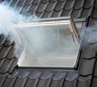 Principales ventajas Indicado para la instalación de ventanas de tejados inclinado en tejado con pendiente entre 0º y 15º.