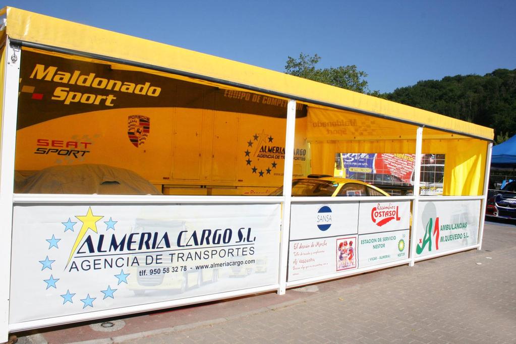 REPERCUSIÓN PUBLICITARIA ZONA DE ASISTENCIA El equipo cuenta además con un camión de transporte y asistencia, que se presenta también decorado con los colores y logotipos de los patrocinadores en