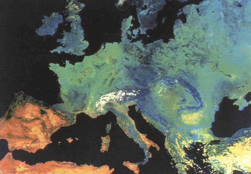 Biogeografía pirenaica: límite sur de la región eurosiberiana (tonos verdeazulados) y norte de la