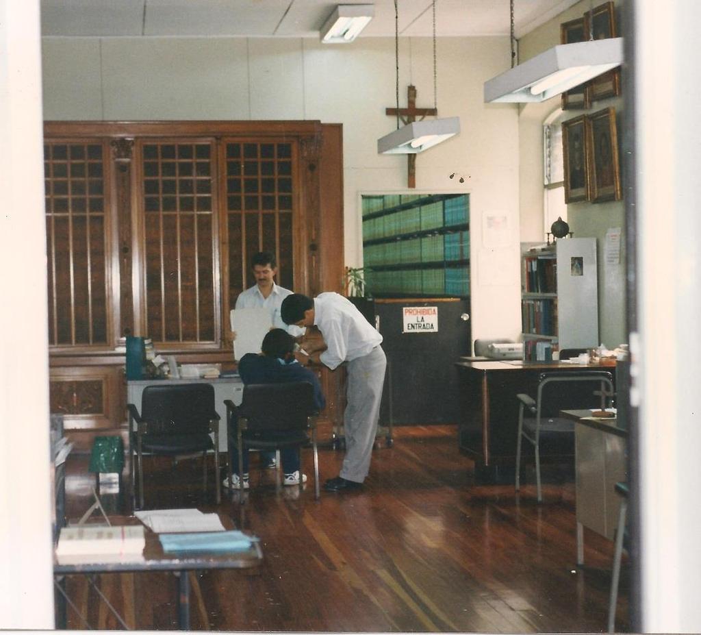 Sala de consulta del archivo, usada al mismo tiempo como espacio de