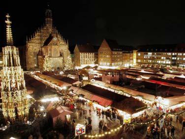 Llegada check-in y visita de su mercadillo de navidad uno de los más famosos del mundo y que ha hecho famosa esta tradición del centro de Europa.