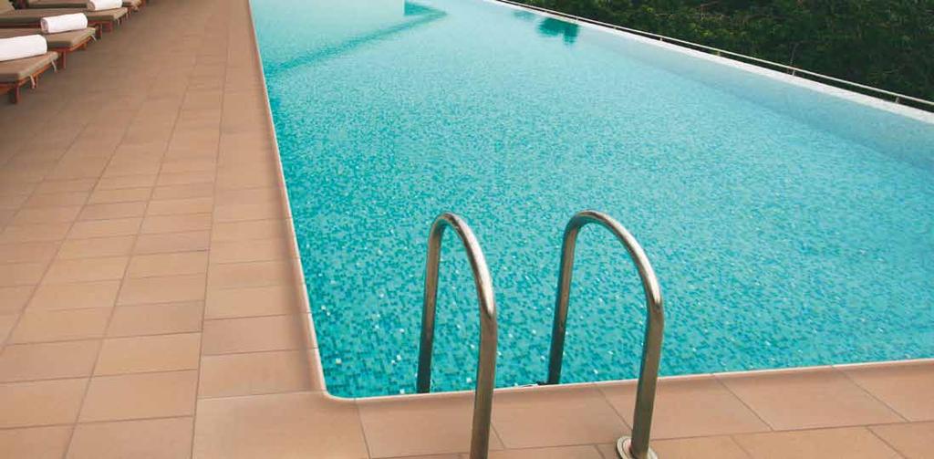 BASES Y PIEZAS ESPECIALES BASES & SPECIAL PIECES Klinker Greco es el material ideal para pavimentos y accesos a piscinas