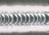Cuando en soldaduras de aluminio, la parte positiva (+) de la corriente de soldadura de CA limpia los óxidos de la superficie de aluminio.