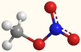 El átomo de oxígeno que se une al y al N, también tiene hibridación sp 3, de manera análoga a lo que sucede en la molécula de agua.