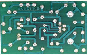 - Circuitos impresos Un circuito impreso es un circuito cuyas conexiones, en vez de estar formadas por