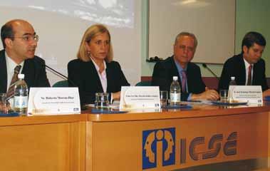 Lorenzo Olarte. Presidente del Gobierno de Canarias. ͳͳdña. Rosa Marchena Gómez. Profesora de la U.L.P.G.C. Jornadas: Formación y Empleo (2009) El Presidente de ICSE con: ͳͳd.