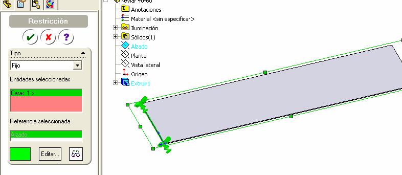 Figura 6-44: Visualización de las restricciones en la probeta kevlar-epóxico 40-60 Una vez aplicada la restricción, se procede a aplicar la carga, en este caso se