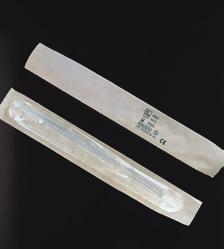 Polietileno de baja densidad irrompible, no tóxico e inerte - Pueden congelarse en nitrógeno líquido Varias presentaciones disponibles: - En bolsa (estériles o no): fabricada en polietileno, resulta