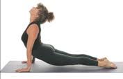 Los músculos de la espalda y glúteos también deberán estar bien activos para arquear el tronco al máximo.