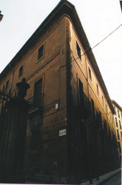 LA CASITA 54 Tipo Situación Autor Fecha Reformas Edificio Dormitalería 1 Ochandátegui - Ansoleaga 1786 1887 Reforma exteriores.
