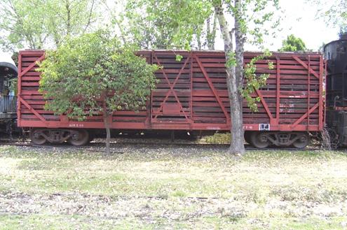 Carro jaula NdeM 40795 Este carro fue diseñado para el transporte de ganado en pie. Fue construido con acero y madera.