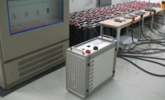 SAT-AG comprobador completo de baterías Nueva serie de descargadores para baterías Plomo-Ácido que realiza chequeos con diferentes rangos de descarga para juzgar de manera precisa la capacidad real