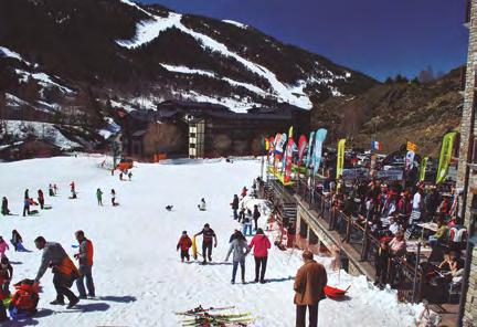 Ski Parador Canaro Pistas privadas para debutantes tanto niños como adultos con todos los servicios necesarios para disfrutar de la nieve.