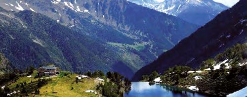 Espacios naturales protegidos Parque Natural del Comapedrosa El Parque Natural de los Valles del Comapedrosa se sitúa en el noroeste del Principado de Andorra, dentro de la parroquia de La Massana.