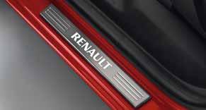 Su acabado en acero inoxidable y con la firma Renault añade un toque de diseño a tu Clio.