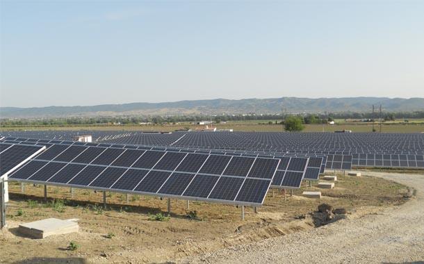 Central Proveerá de energía Solar FV a 200 hogares; Generadores Diesel de emergencia p/