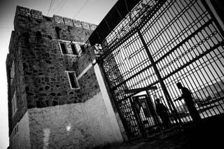 seguridad, para preventivos/ condenados) Cárceles para hombres