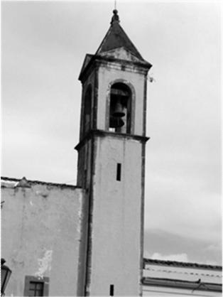 7.3.3.1. TORRE DE LA IGLESIA DE SAN PEDRO Y SAN PABLO DE ZACATLÁN, Al igual que en Cuilapan y Cuautinchán, dos torres enmarcan la fachada.