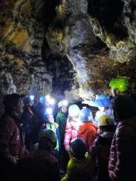 progresión horizontal en cuevas y medidas de seguridad (aprox 15 ) y entrada en cueva de los Valladares.