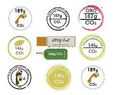 Estas etiquetas consideran todos los impactos ambientales adversos que un producto ocasiona a lo largo de su ciclo de vida, como por ejemplo, el consumo de agua, las emisiones de carbono, el volumen